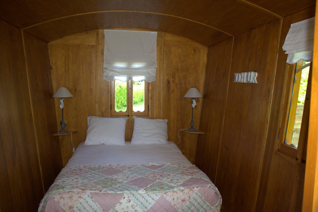 Camping Les Couesnons Hotell Roz-sur-Couesnon Rum bild