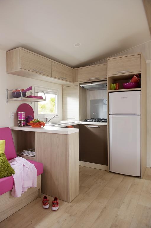Camping Les Couesnons Hotell Roz-sur-Couesnon Rum bild