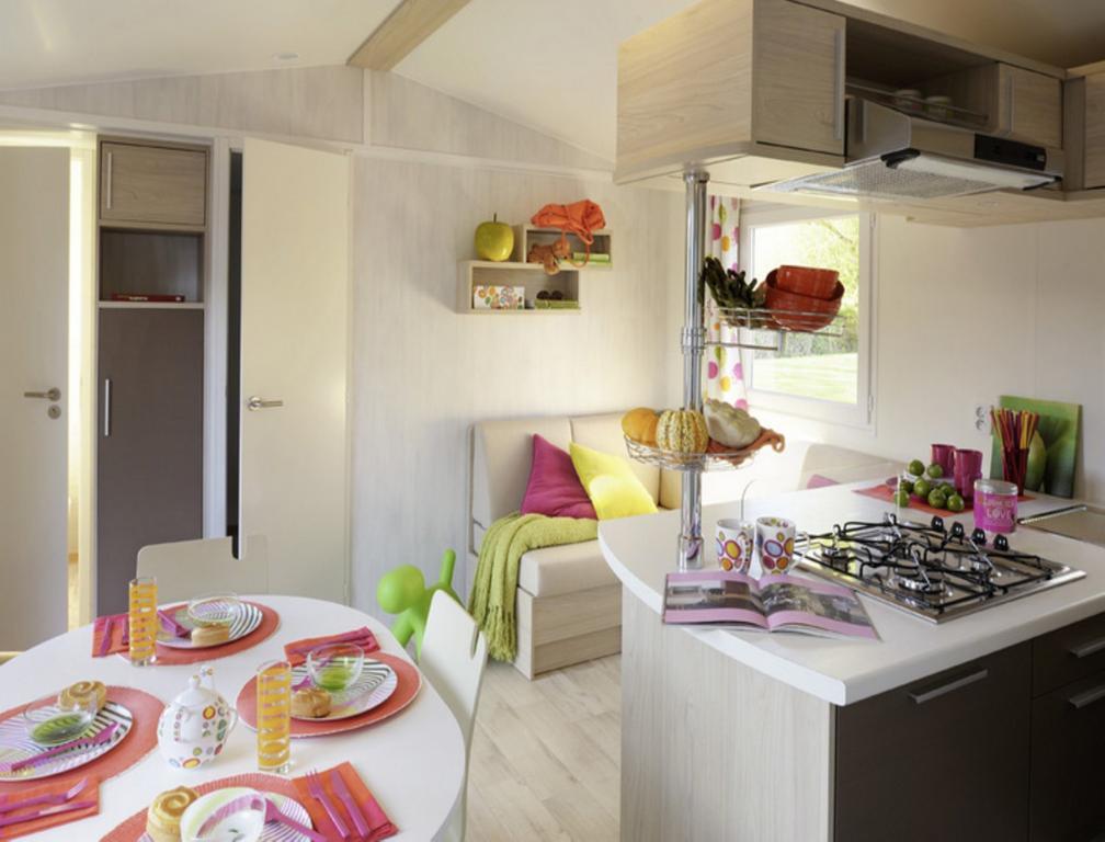 Camping Les Couesnons Hotell Roz-sur-Couesnon Exteriör bild